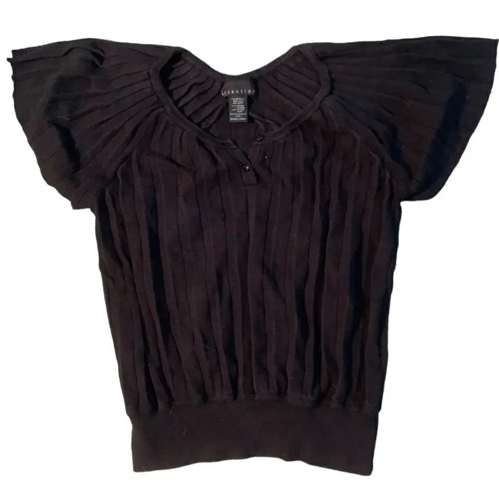 Mossimo flutter sleeved short sleeved sweater